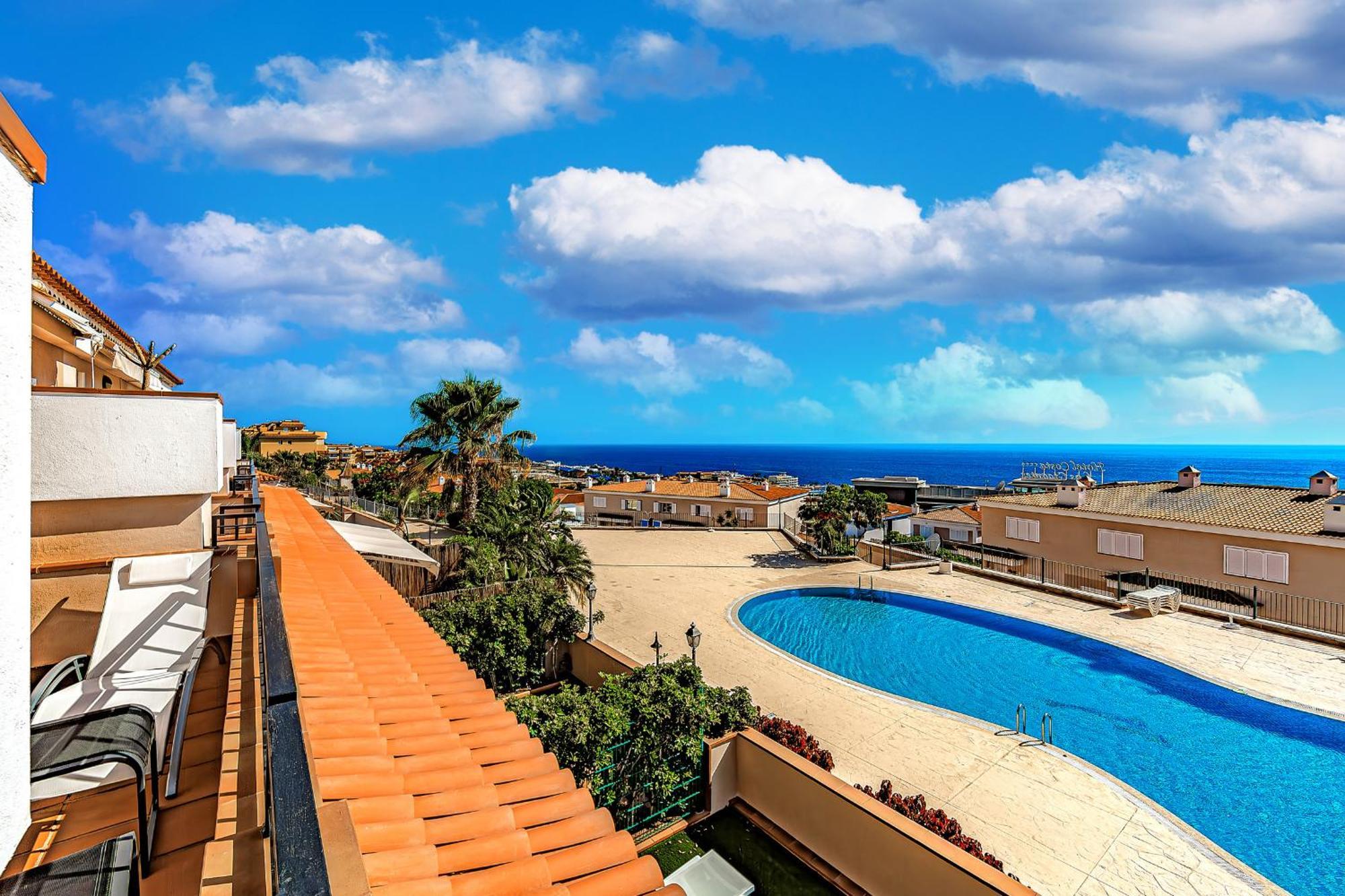 Spacious Ocean View Family Townhouse Puerto de Santiago  Exterior photo